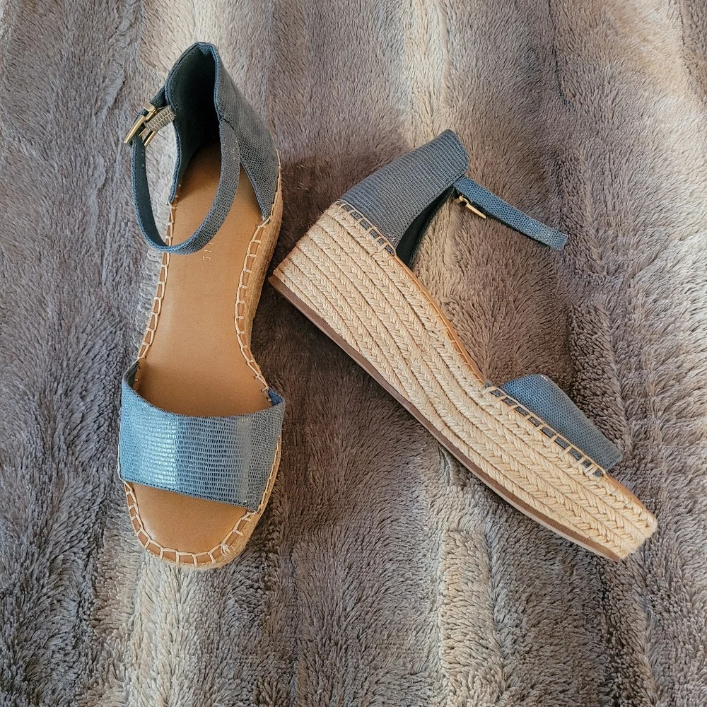 Espadrille Wedge Sandals NWOT Size 9.5